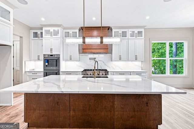 5990 Warpath Road, Flowery Branch, GA 30542