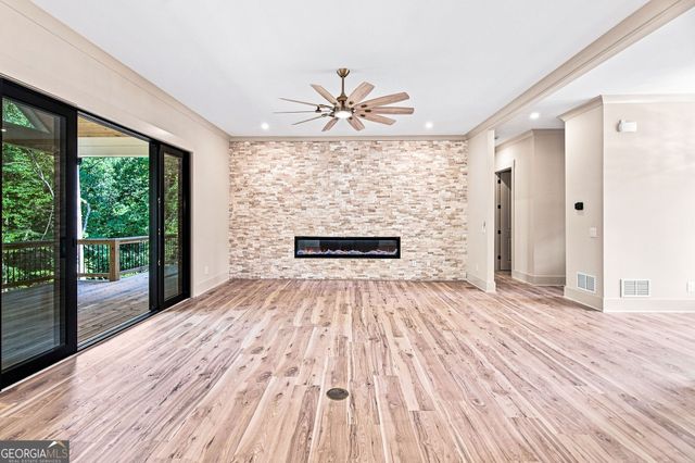 5990 Warpath Road, Flowery Branch, GA 30542