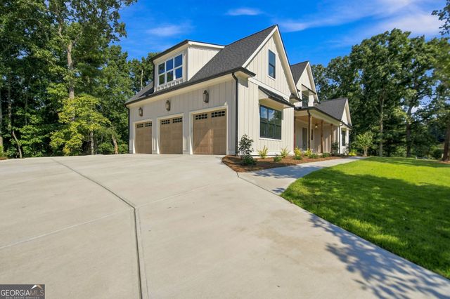 5990 Warpath Road, Flowery Branch, GA 30542
