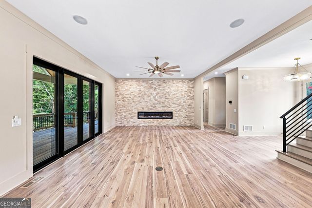 5990 Warpath Road, Flowery Branch, GA 30542