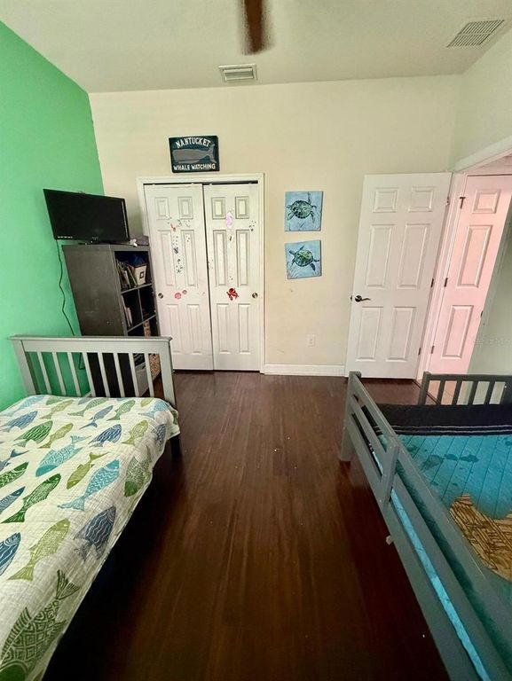 Image 17 of property listing at 5711 ARBOR WOOD COURT, Bradenton, FL 34203