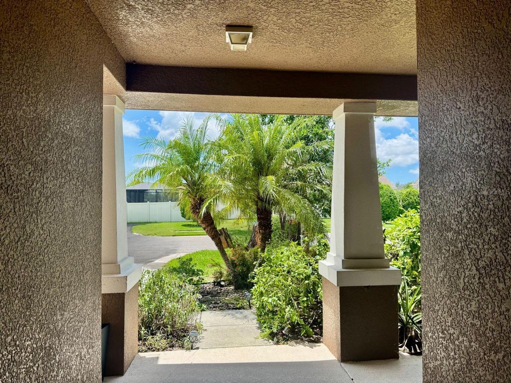 Image 5 of property listing at 5711 ARBOR WOOD COURT, Bradenton, FL 34203