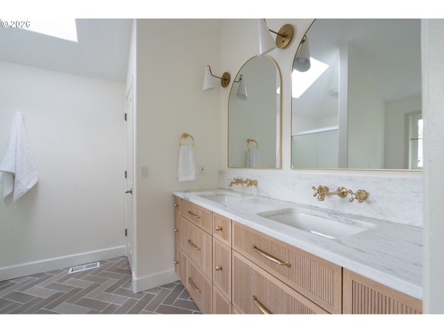 28378 Sw WAGNER St, Wilsonville, OR 97070