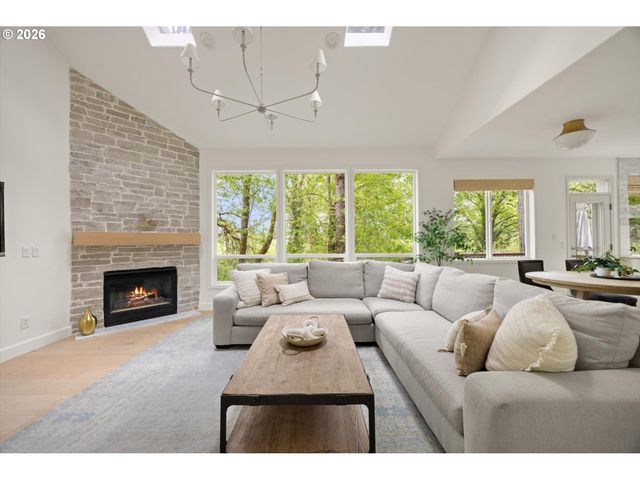28378 Sw WAGNER St, Wilsonville, OR 97070