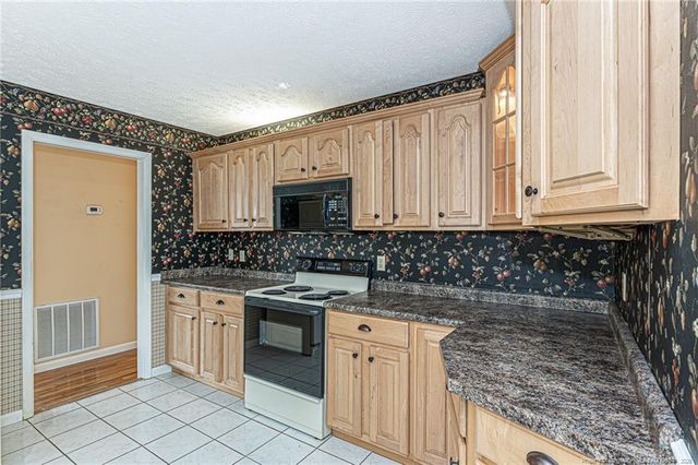 1413 Granada Drive, Fayetteville, NC 28314