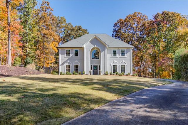 835 Buttercup Trace, Johns Creek, GA 30022