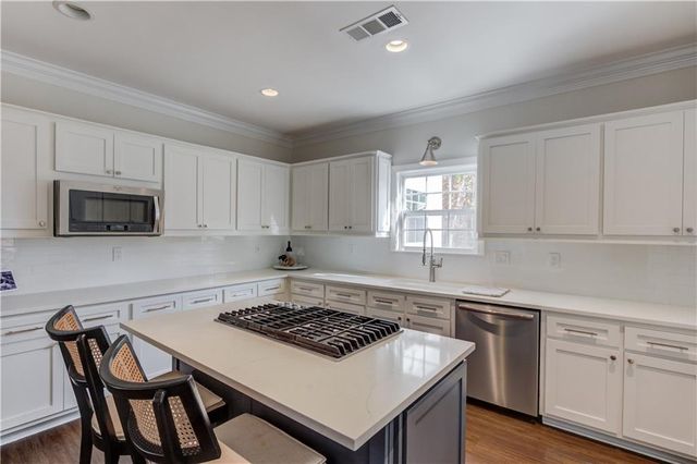 835 Buttercup Trace, Johns Creek, GA 30022