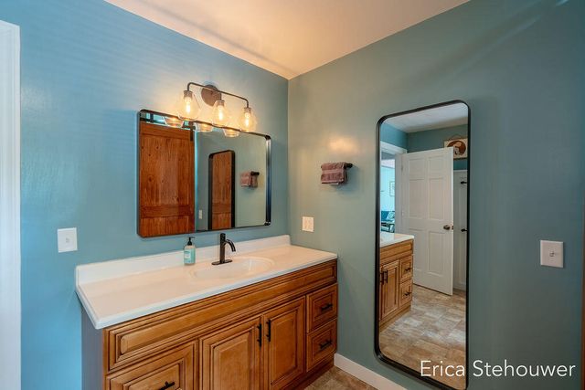 146 Sunnyview Drive Sw, Georgetown Twp, MI 49418