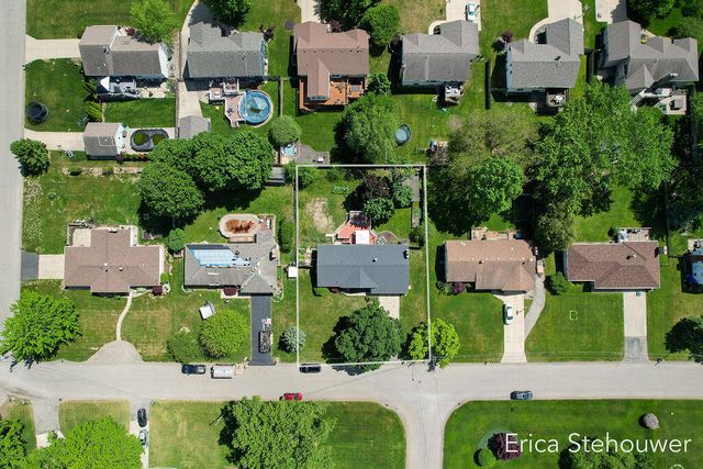 146 Sunnyview Drive Sw, Georgetown Twp, MI 49418