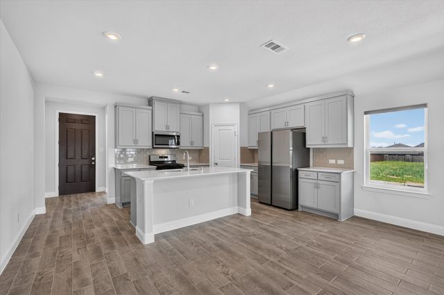 1205 Lavinola, Anna, TX 75409