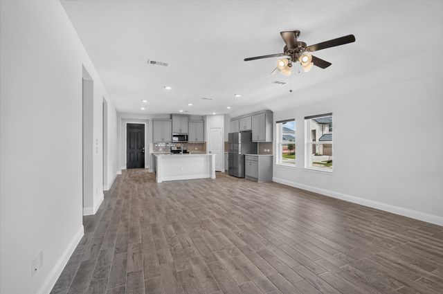 1205 Lavinola, Anna, TX 75409