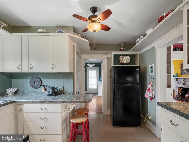 436 W LEICESTER ST, Winchester, VA 22601