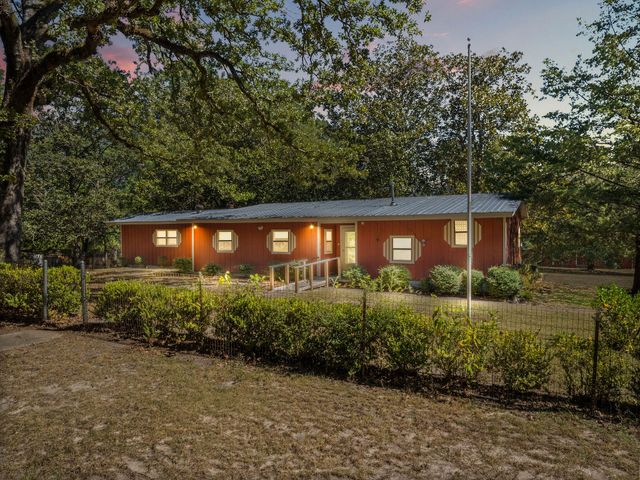 293 Oak Forest Loop, Leesville, LA 71446