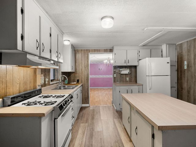 293 Oak Forest Loop, Leesville, LA 71446