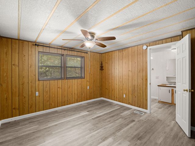 293 Oak Forest Loop, Leesville, LA 71446