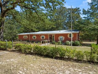 293 Oak Forest Loop, Leesville, LA 71446