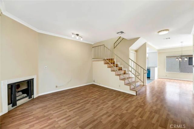7420 Corbin ave 8, Reseda, CA 91335