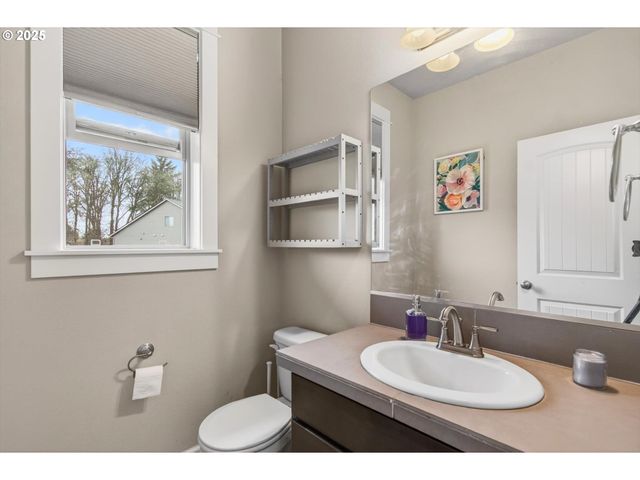 52171 Casswell Dr, Scappoose, OR 97056