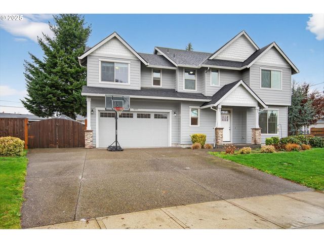 52171 Casswell Dr, Scappoose, OR 97056