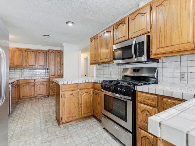 14025 Janwood Lane, Farmers Branch, TX 75234
