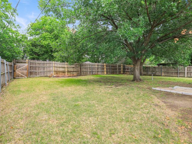 14025 Janwood Lane, Farmers Branch, TX 75234