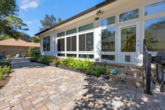 5701 Red Cedar Street, Pensacola, FL 32507