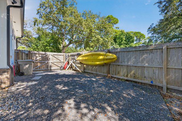 5701 Red Cedar Street, Pensacola, FL 32507
