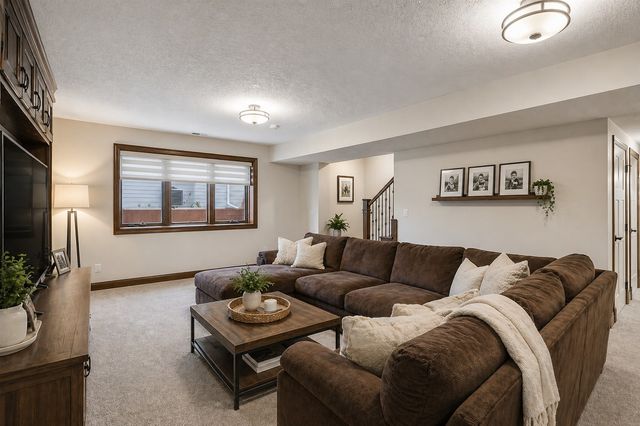 16103 Hickory Lane, Urbandale, IA 50323