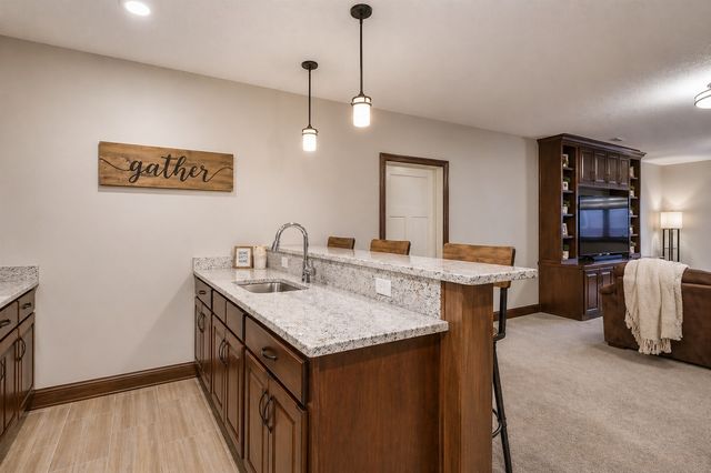 16103 Hickory Lane, Urbandale, IA 50323