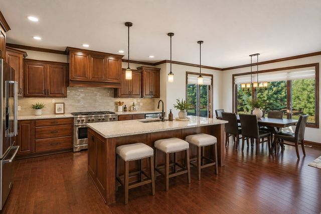16103 Hickory Lane, Urbandale, IA 50323