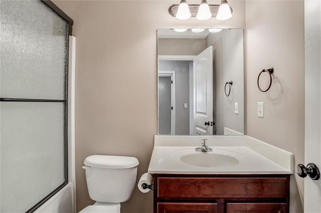 20204 E 23rd Terr Court S, Independence, MO 64057