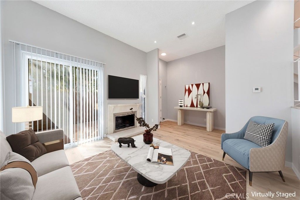 17815 Devonshire Street 1, Northridge, CA 91325 — photo 2
