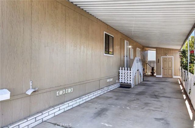 1300 W Menlo 138, Hemet, CA 92543