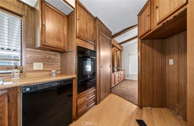 1300 W Menlo 138, Hemet, CA 92543
