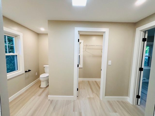 8 Cote Avenue, Nashua, NH 03060