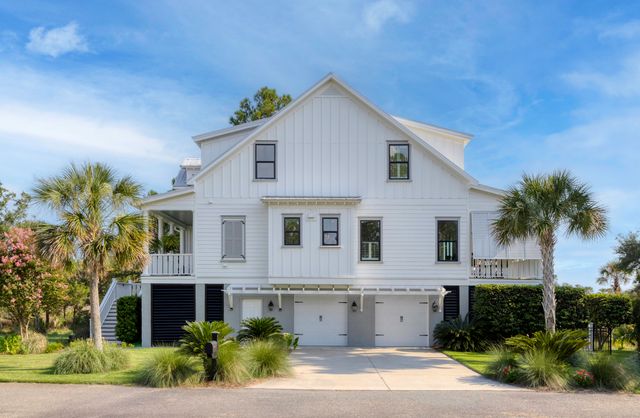 1461 Cat Island Parkway, Awendaw, SC 29429