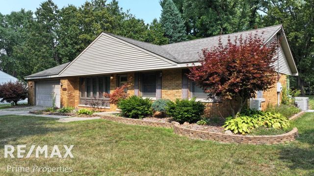 11394 Sunset Drive, Vienna Twp, MI 48420