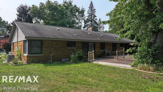 11394 Sunset Drive, Vienna Twp, MI 48420