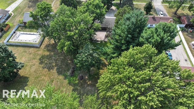 11394 Sunset Drive, Vienna Twp, MI 48420