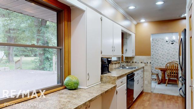 11394 Sunset Drive, Vienna Twp, MI 48420
