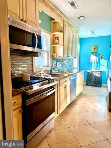 108 N SUFFOLK AVE, Ventnor City, NJ 08406