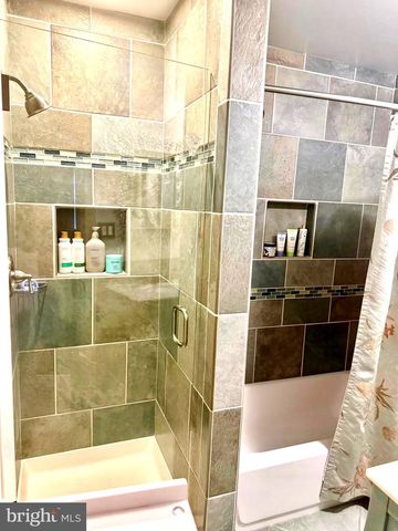 108 N SUFFOLK AVE, Ventnor City, NJ 08406