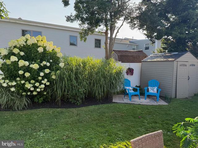 108 N SUFFOLK AVE, Ventnor City, NJ 08406