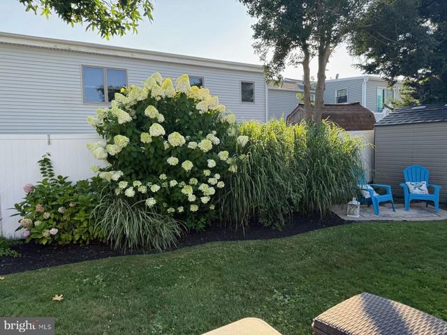 108 N SUFFOLK AVE, Ventnor City, NJ 08406