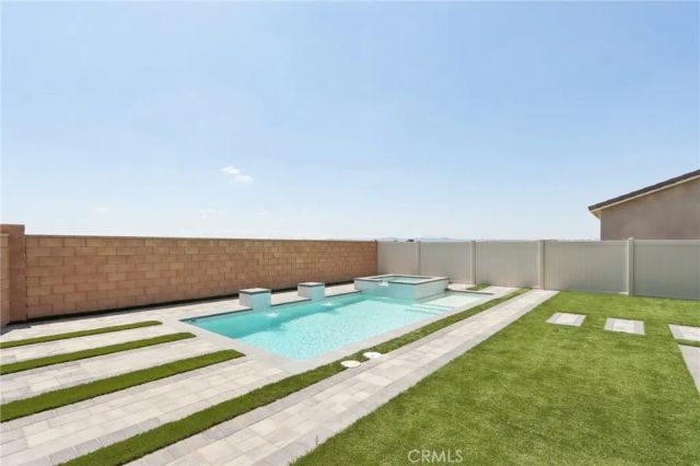 687 Ballesteros St, Perris, CA 92571