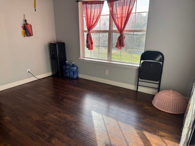 2097 N Highway 21, Clarksville, AR 72830