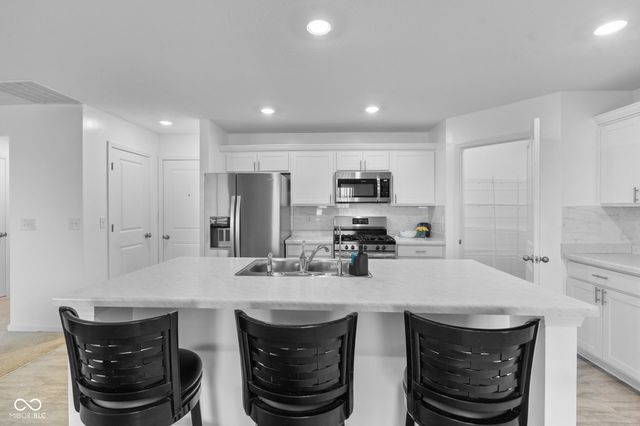 928 Borealis Drive, Franklin, IN 46131