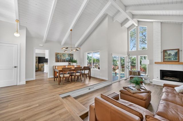 2827 Stephens Ln, El Dorado Hills, CA 95762
