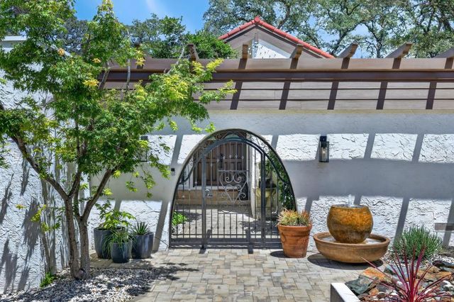 2827 Stephens Ln, El Dorado Hills, CA 95762