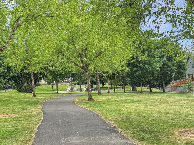 5209 Ne 25TH Pl, Vancouver, WA 98663